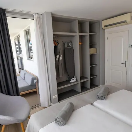 Coral & - Adults Only Otel