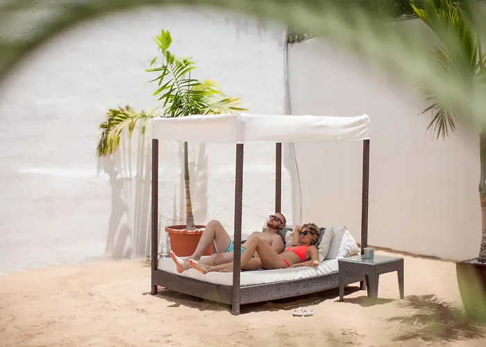 מלון Coral & - Adults Only 4*