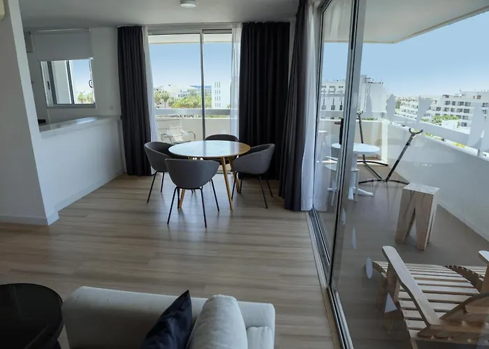 Отель Coral & - Adults Only Плая-де-лас-Америкас