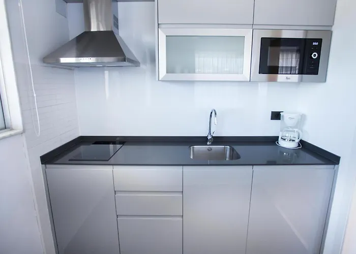 מלון Coral & - Adults Only 4*