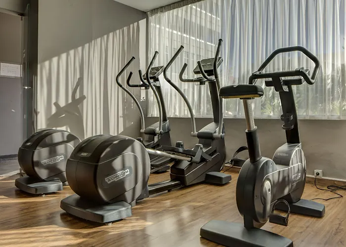 Coral & - Adults Only