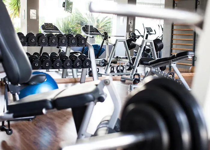 Coral & - Adults Only 4*