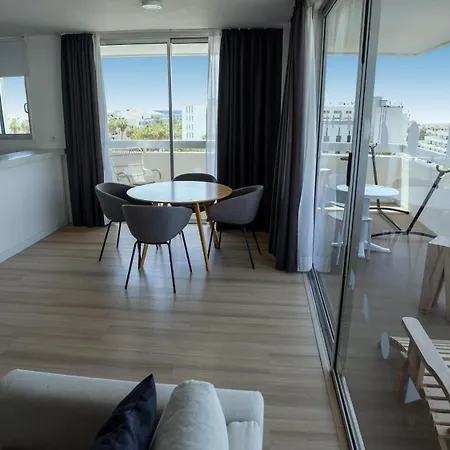 ホテル Coral & - Adults Only