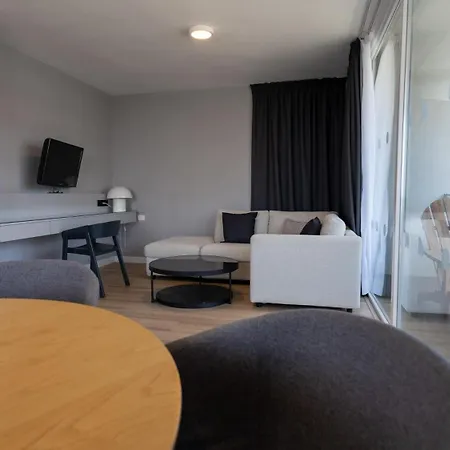 Coral & - Adults Only Hotel 4*